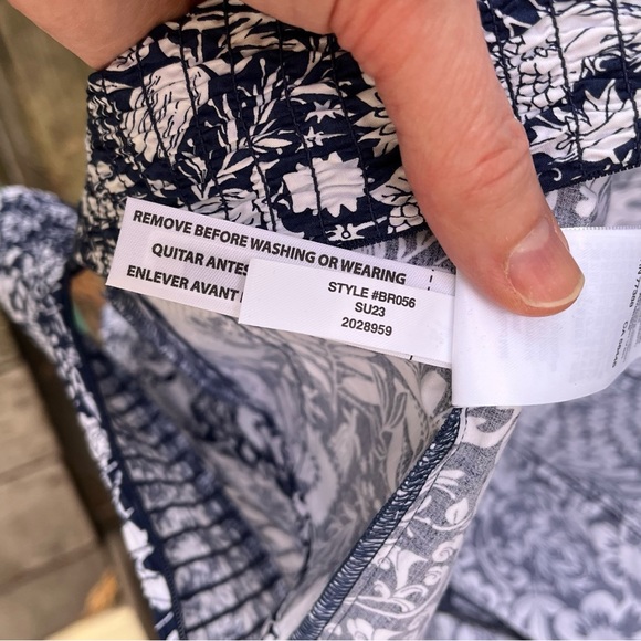 J Crew Puff Sleeve Cotton Poplin Square Neck Mermaid Floral Top NWOT Sz 2 - Picture 10 of 13